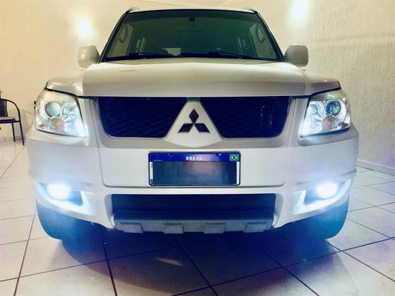 MITSUBISHI PAJERO TR4 2.0 4X2 16V 140CV FLEX 4P AUTOMÁTICO